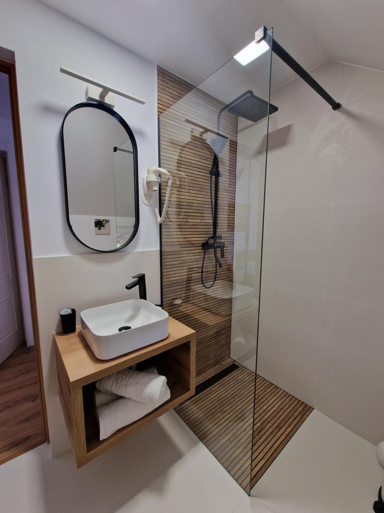 Bed and Breakfast Casa Tomsa Rozavlea Экстерьер фото