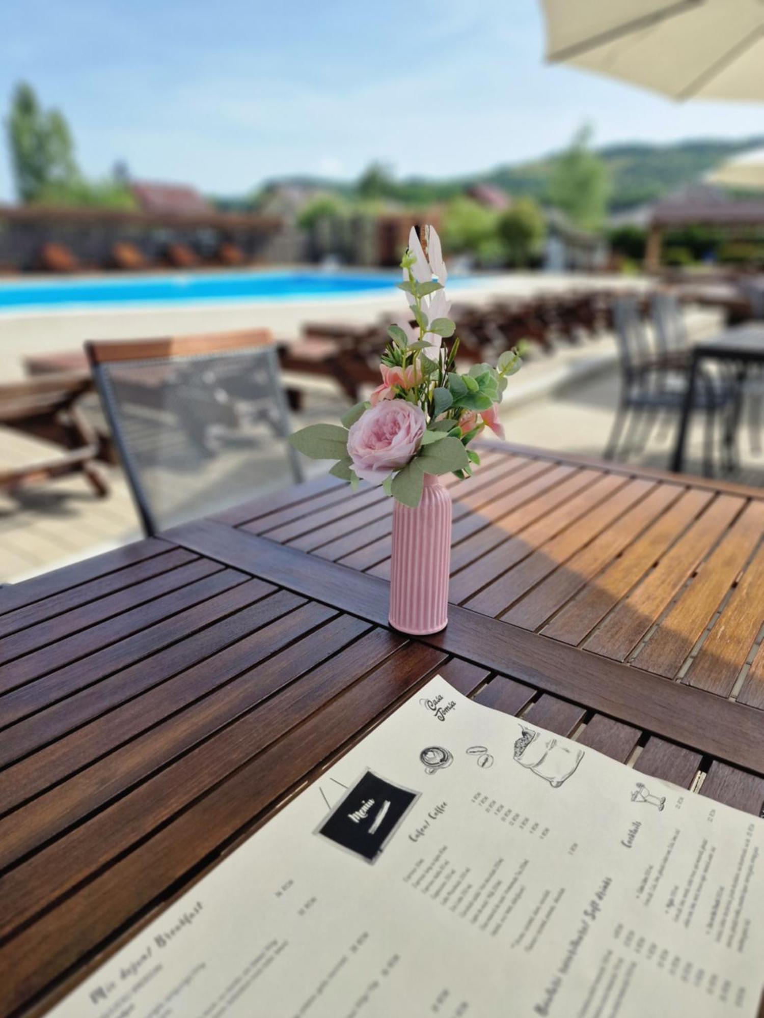 Bed and Breakfast Casa Tomsa Rozavlea Экстерьер фото